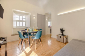 Design Apartment in Typical Alfama